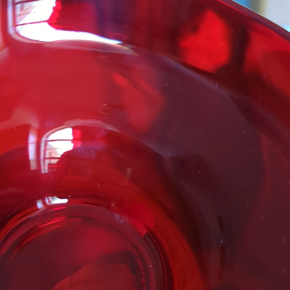 Red Viking scalloped edge‎ glass bowl